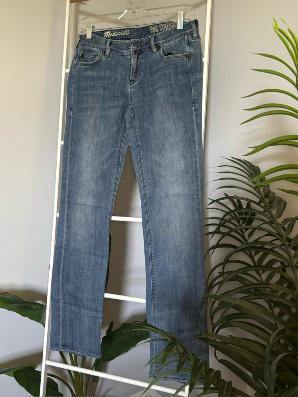 Madewell Straight-Leg Jeans in Medium Blue Wash